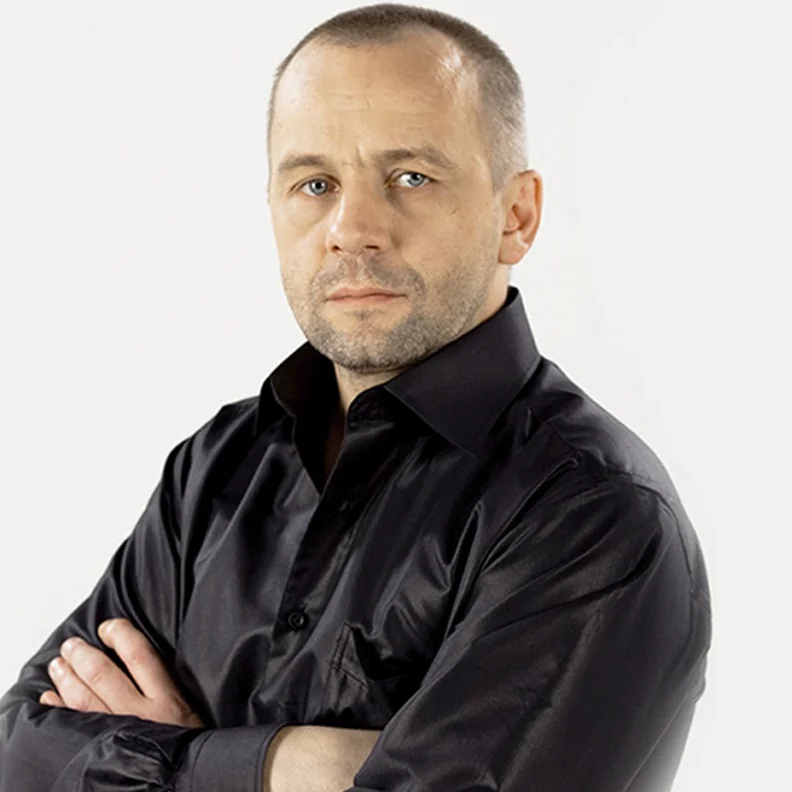 Victor Romanov